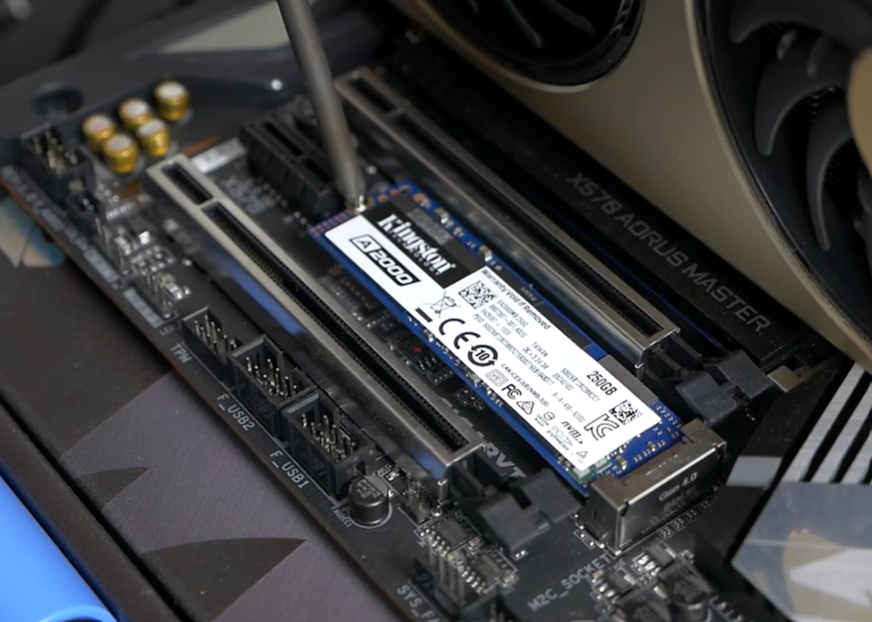 SSD yükseltme çalışması